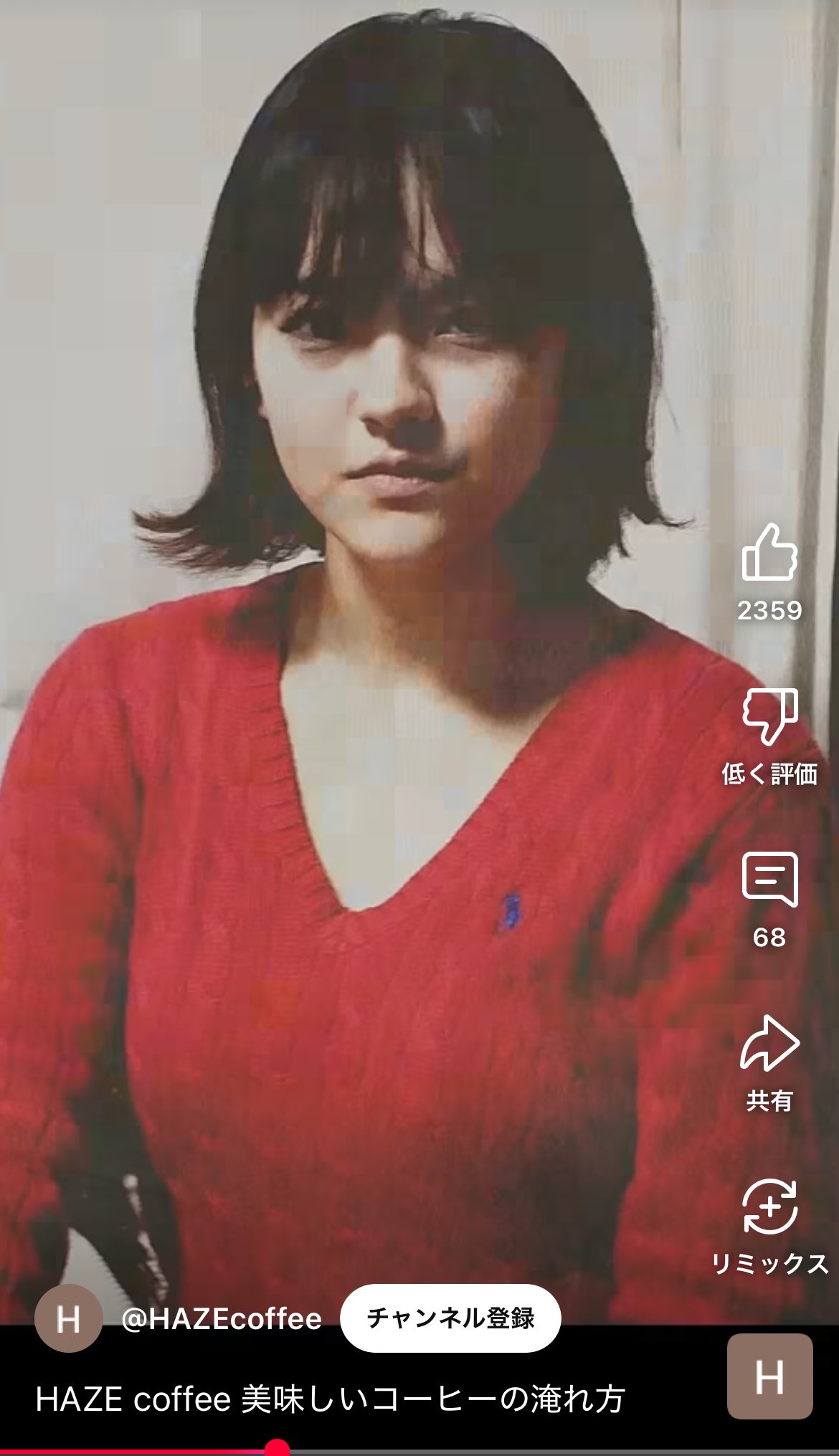 動画に一瞬だけ映り込む謎の少女